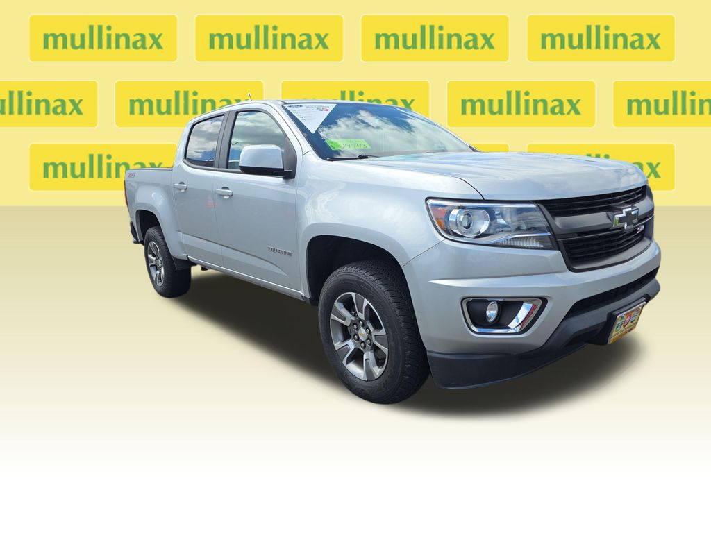 Silver Ice Metallic 2019 Chevrolet Colorado Z71 Crew Cab 4WD Pickup Truck Four-Wheel Drive Automatic