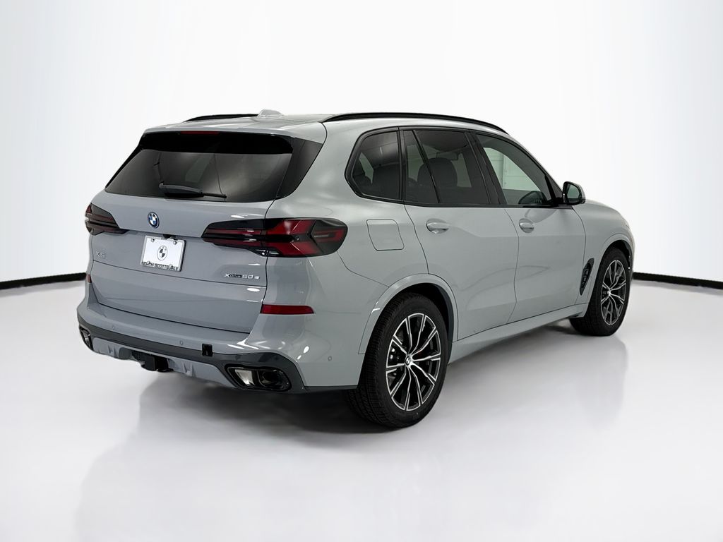 Thumbnail: 2026 BMW X5 - 5