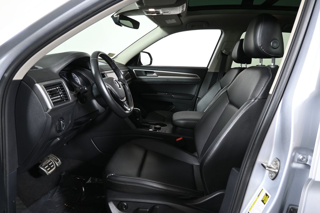 Thumbnail: 2019 Volkswagen Atlas - 3