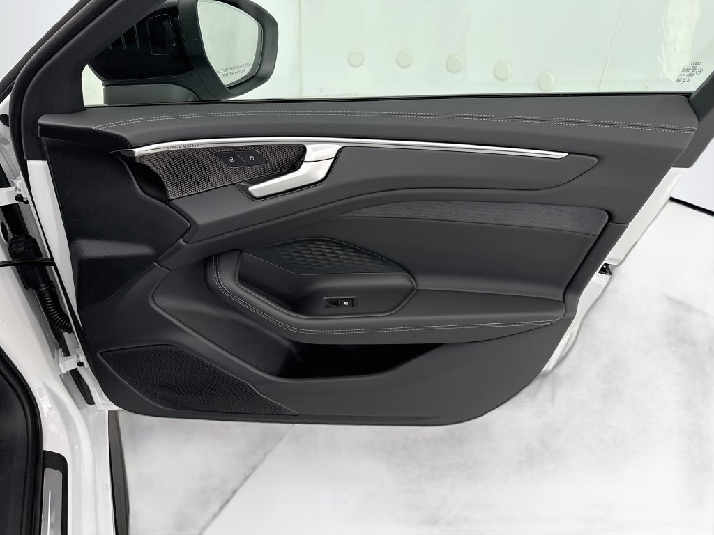 Thumbnail: 2026 Audi A6 - 25