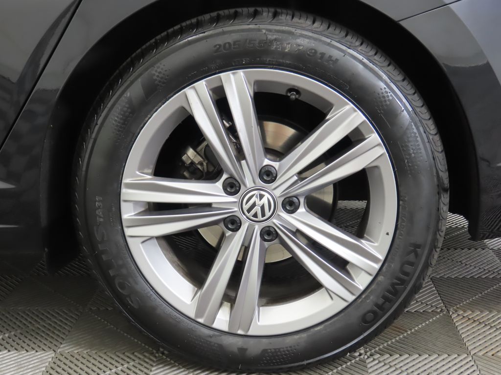 2021 Volkswagen Jetta R-Line 32