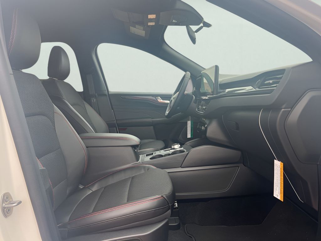 2025 Ford Escape Hybrid