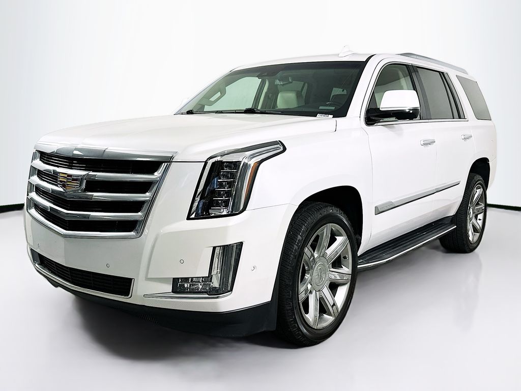 Crystal White Tricoat 2018 Cadillac Escalade SUV / Crossover Four-Wheel Drive 