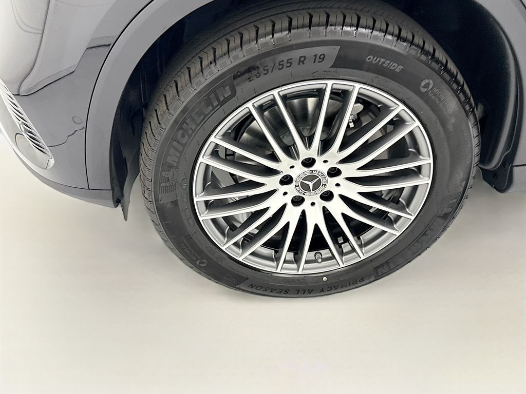 Thumbnail: 2026 Mercedes-Benz GLC - 28