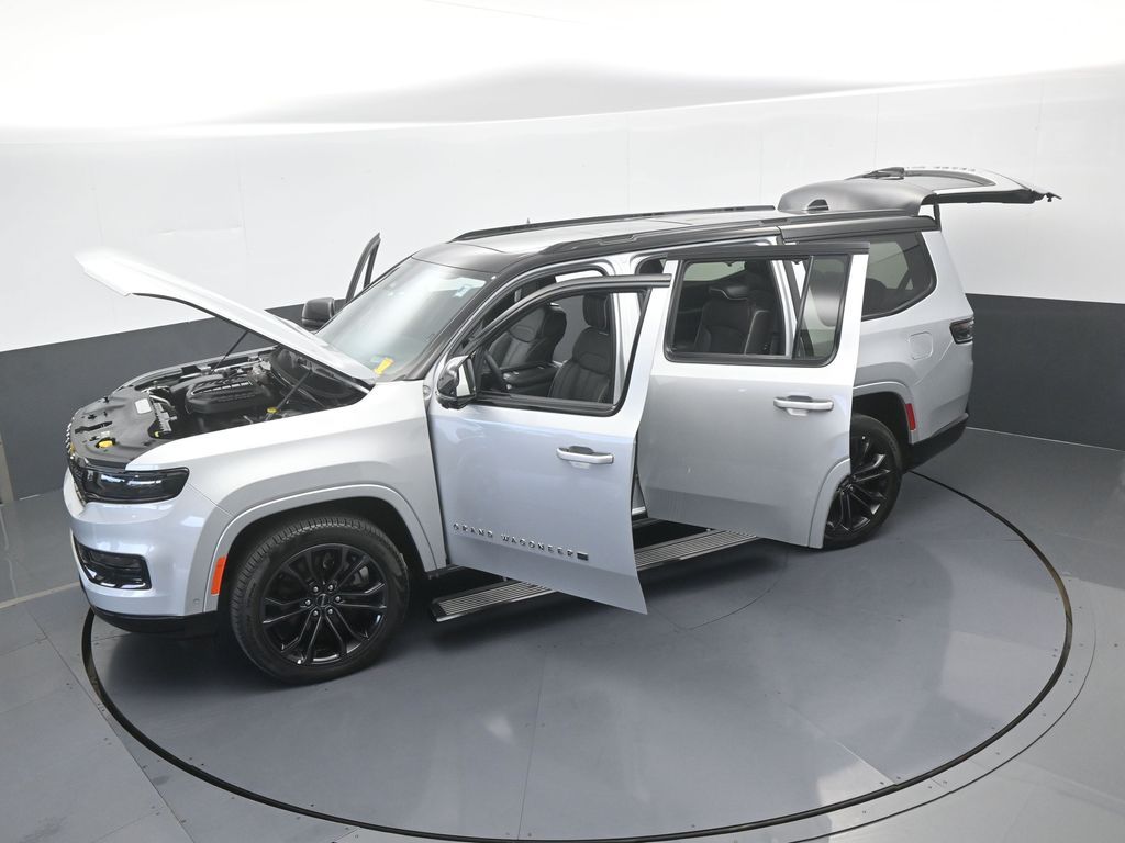 Used 2024 Silver Zynith Jeep Series II image 28