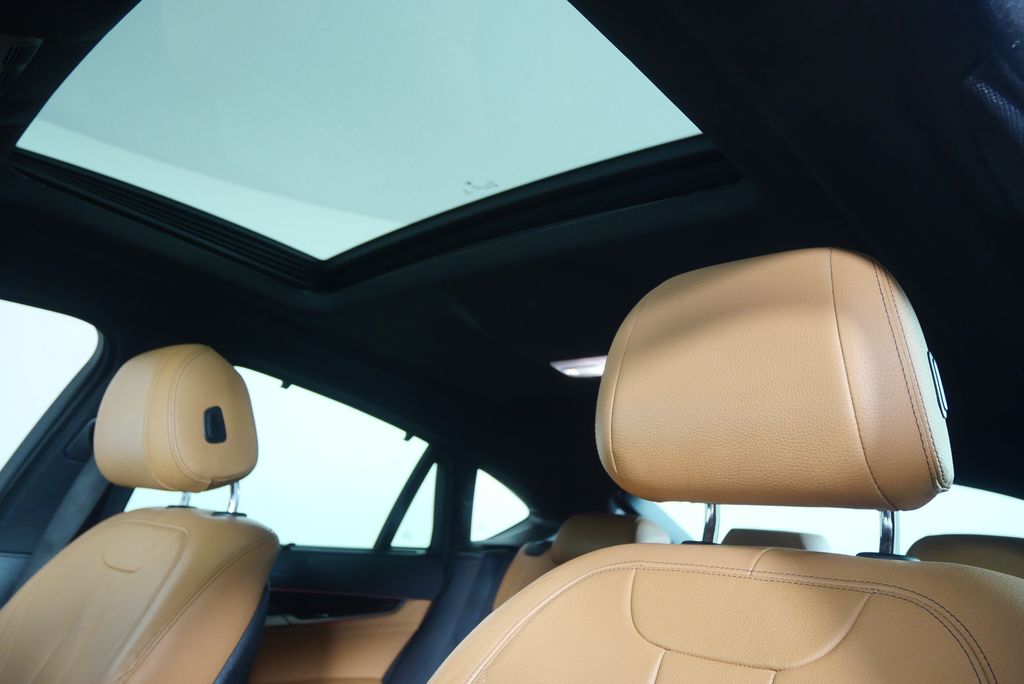 Thumbnail: 2019 BMW X6 - 10