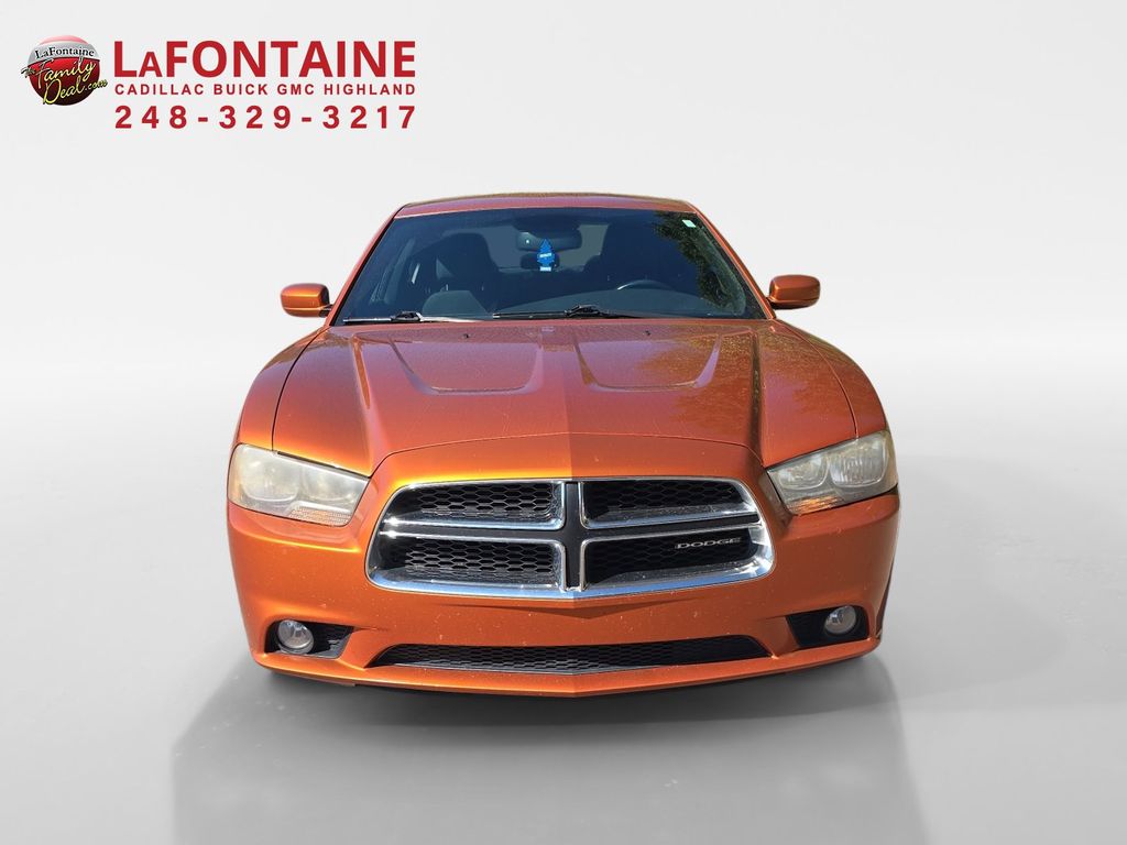 2011 Dodge Charger SE 2