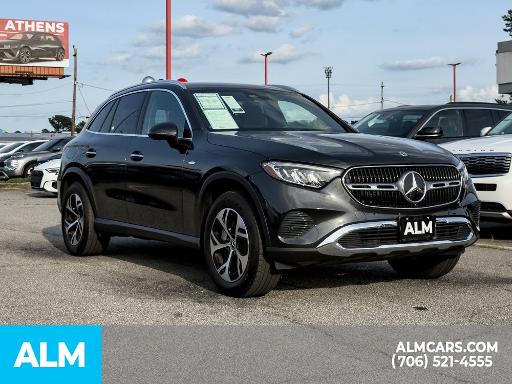 Used 2025 Gray Mercedes-Benz GLC 350e image 5