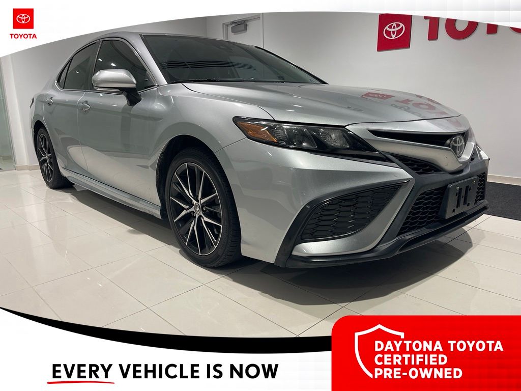 2021 Toyota Camry SE - Photo 9