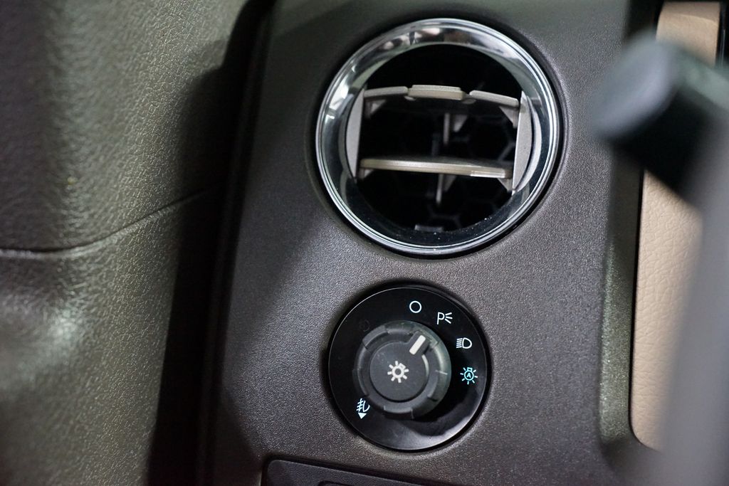 Thumbnail: 2014 Ford F-150 - 20
