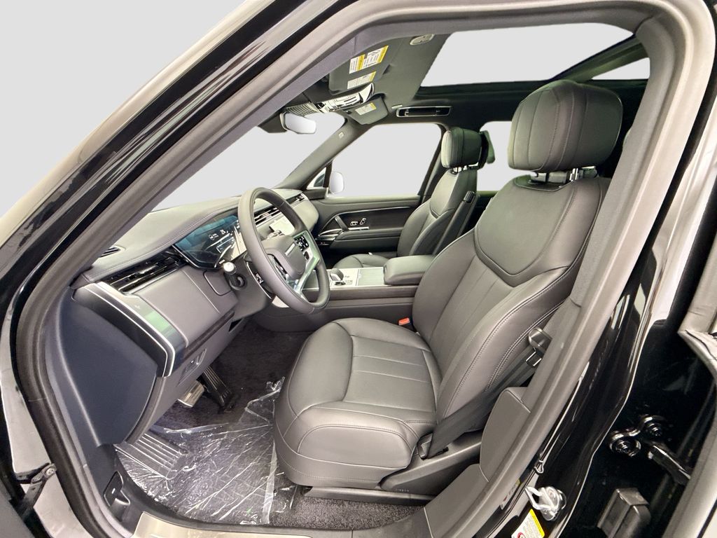Thumbnail: 2026 Land Rover Range Rover - 18