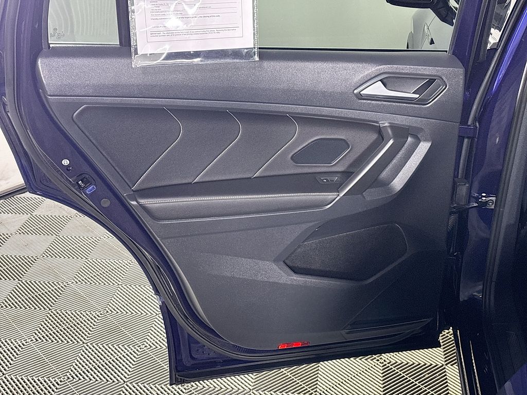 2022 Volkswagen Tiguan 2.0T SEL R-Line