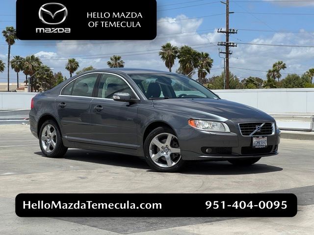 Oyster Gray Metallic 2008 Volvo S80 Sedan All-Wheel Drive 6-Speed Automatic