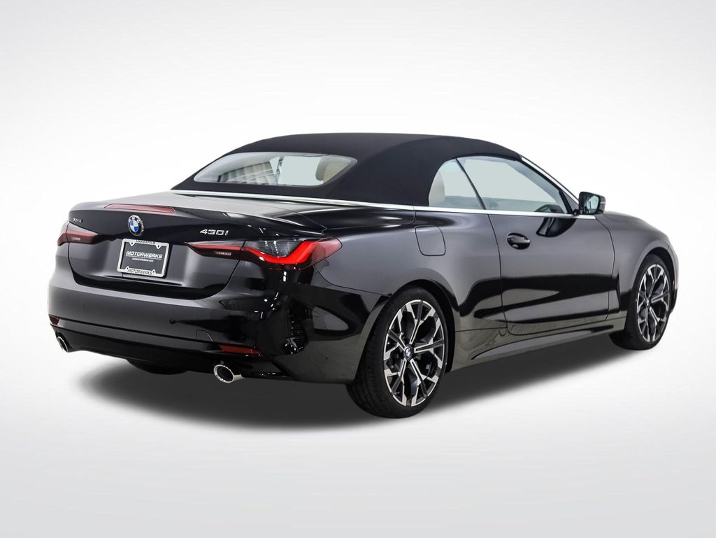 Thumbnail: 2026 BMW 4 Series - 5