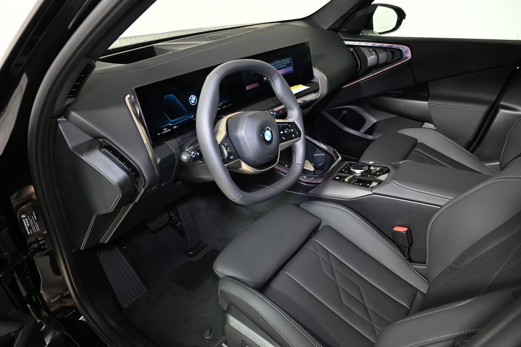 Thumbnail: 2025 BMW X3 - 16