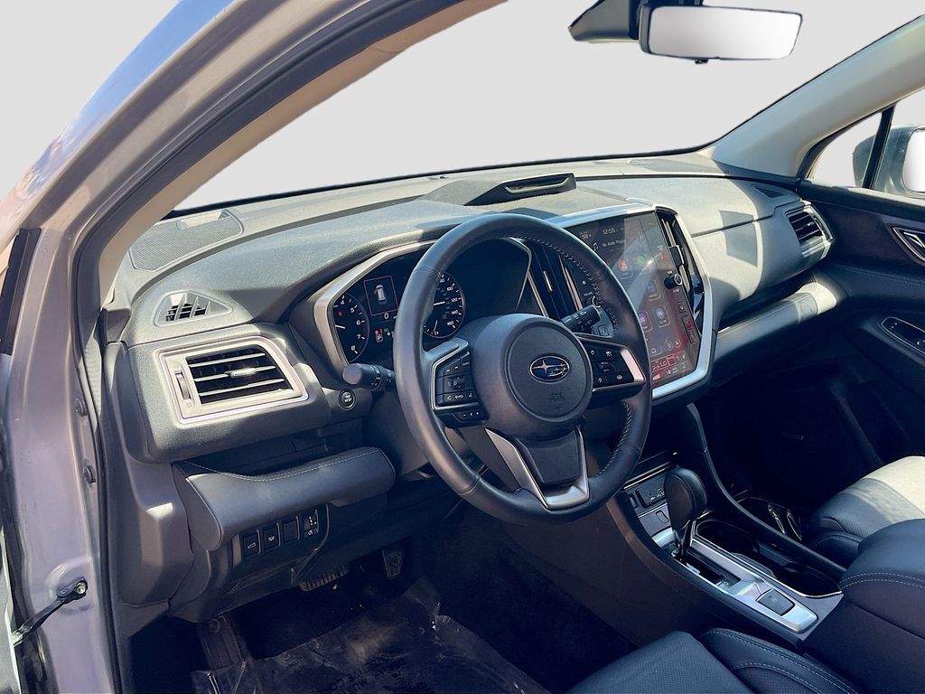 Used 2024 Silver Subaru Touring image 9
