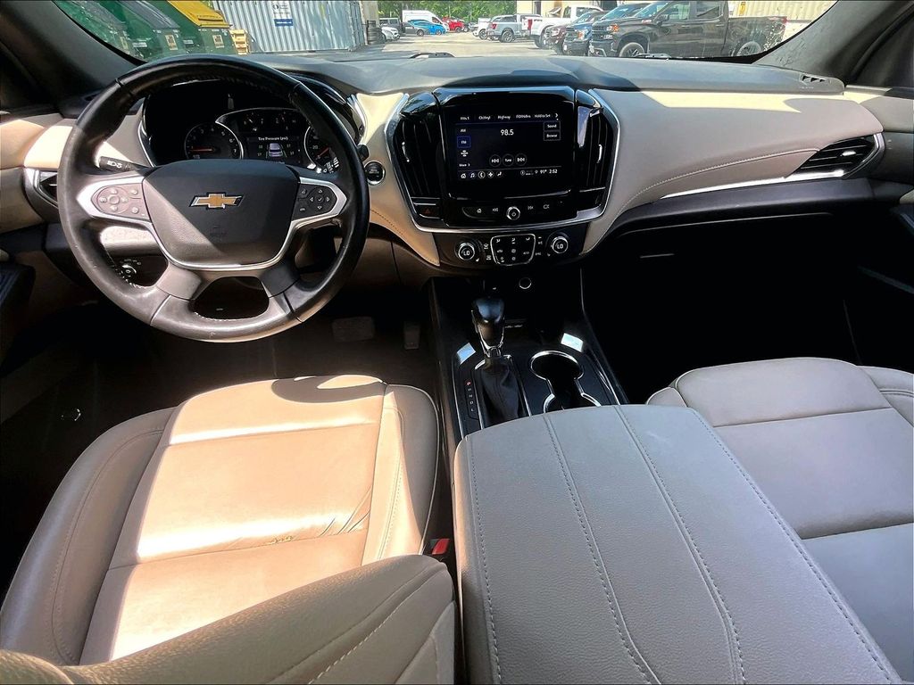 2022 Chevrolet Traverse — photo 22