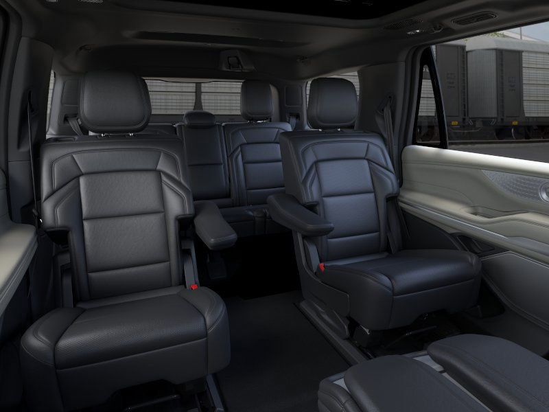2025 Lincoln Navigator Reserve 11