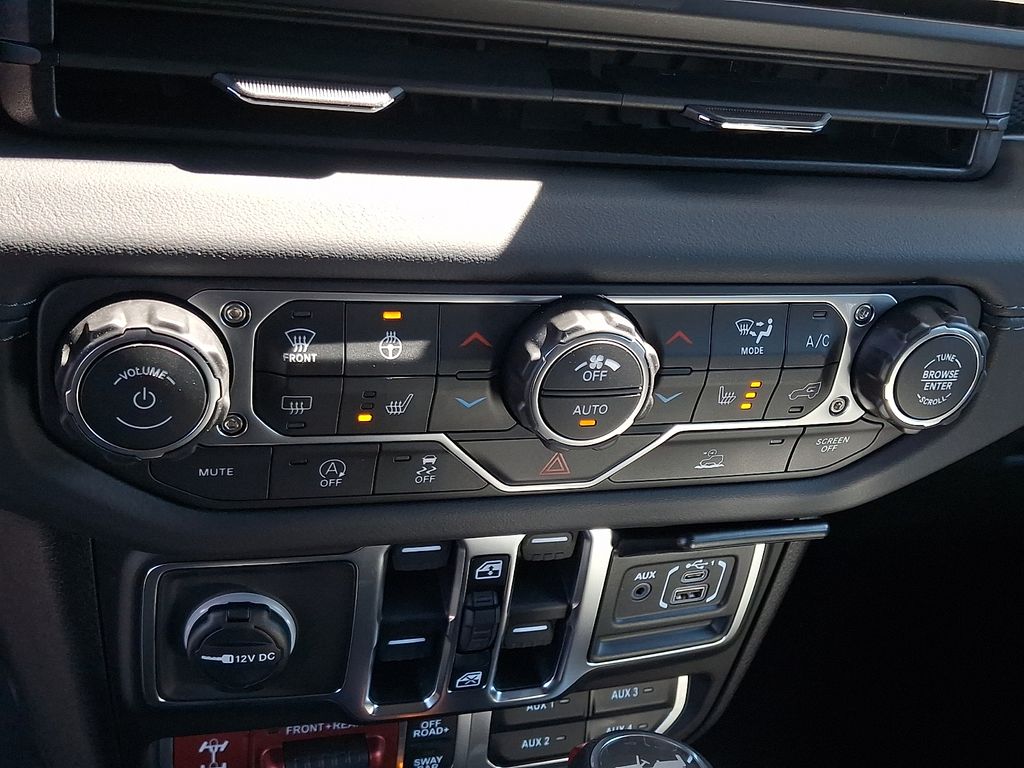 New 2026 Jeep Wrangler SUV