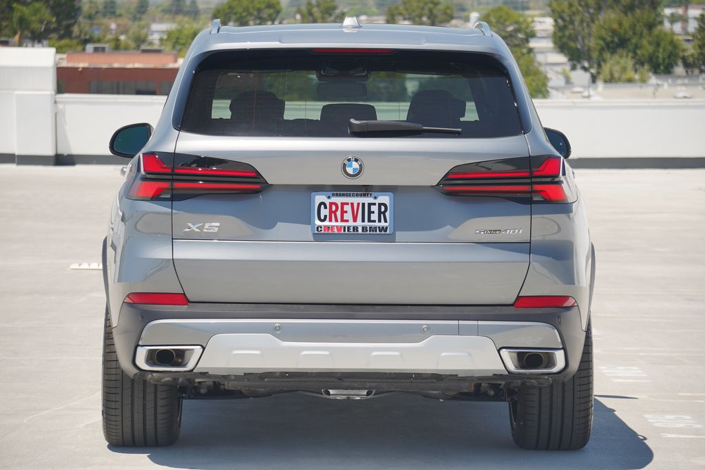 Thumbnail: 2026 BMW X5 - 6