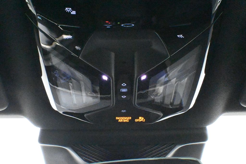 Thumbnail: 2025 BMW X3 - 21