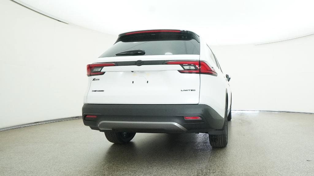 2025 Toyota Grand Highlander Limited 5