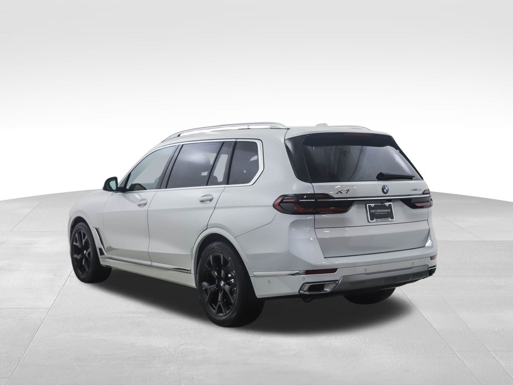 2026 BMW X7 xDrive40i 3