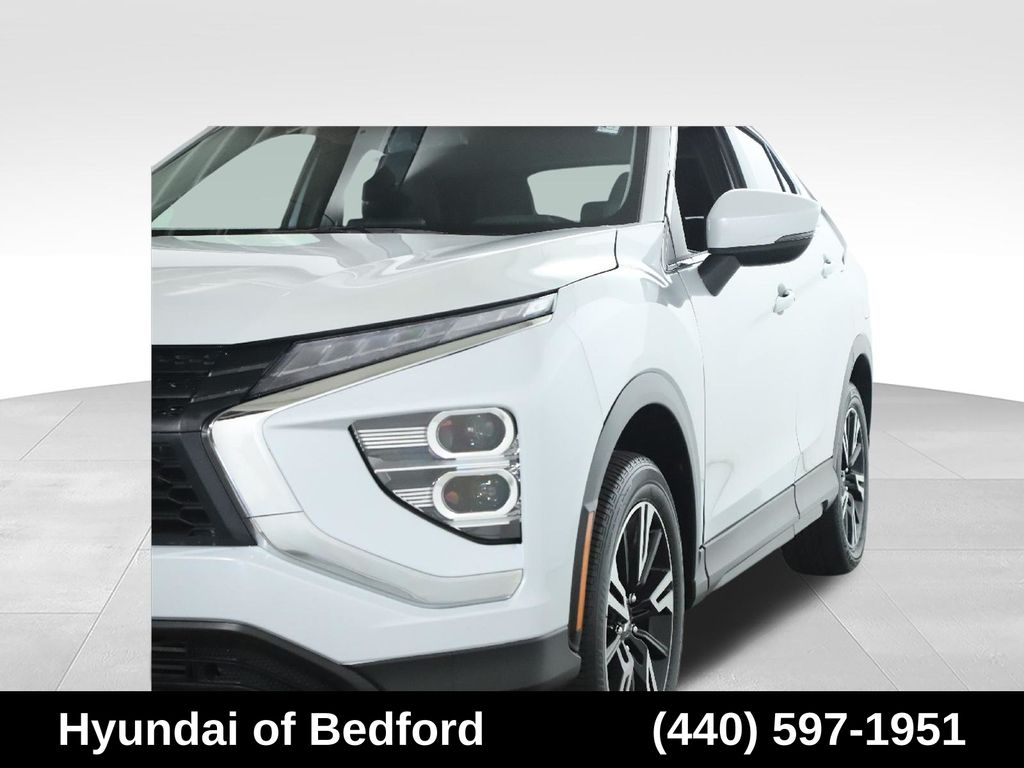 2025 Mitsubishi Eclipse Cross SE - Image 4