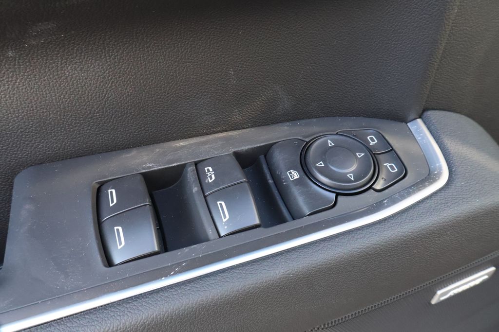 Thumbnail: 2026 Chevrolet Silverado 1500 - 15