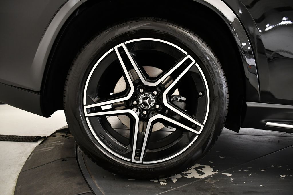 Thumbnail: 2026 Mercedes-Benz GLS - 15