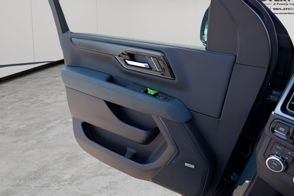 New 2026 Green GMC AT4 image 19