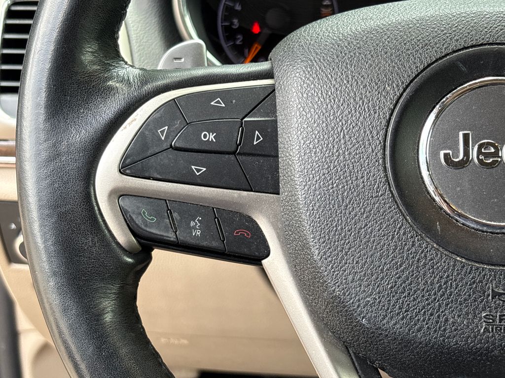 Used 2016 Red Jeep Limited image 21