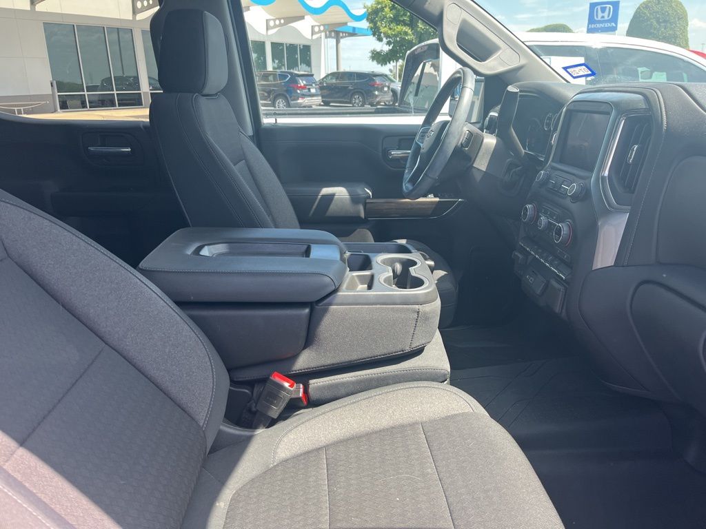 Thumbnail: 2020 Chevrolet Silverado 1500 - 4