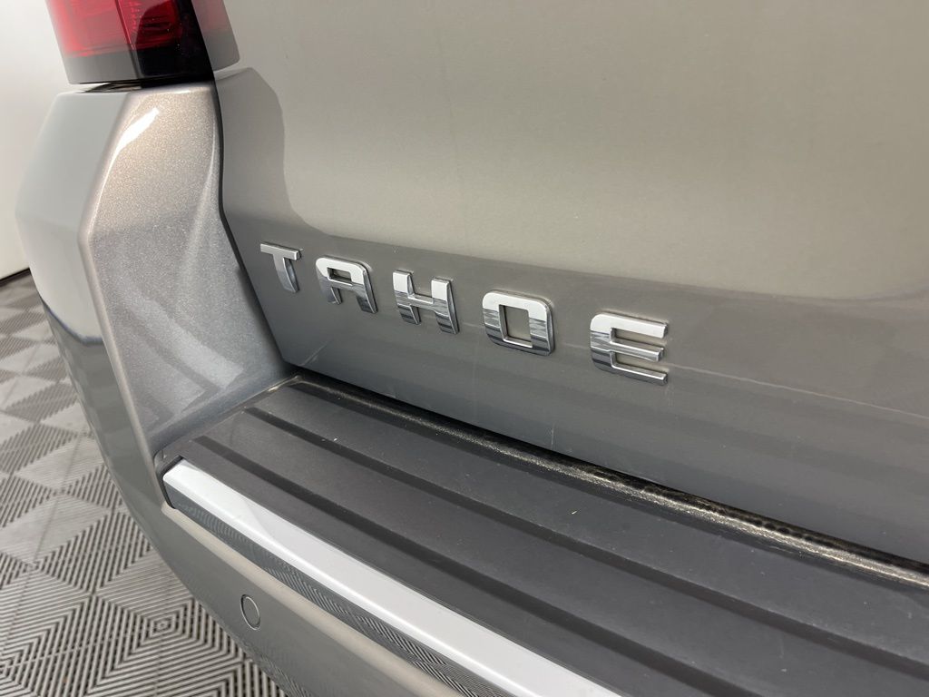 Thumbnail: 2018 Chevrolet Tahoe - 3