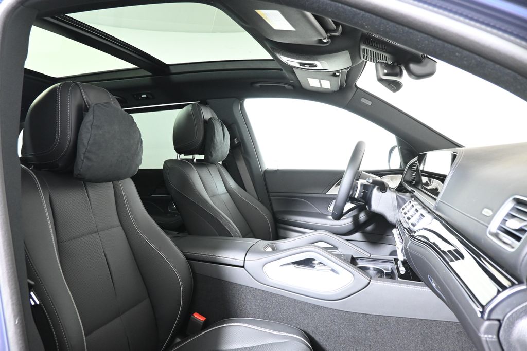 Thumbnail: 2026 Mercedes-Benz GLS - 22