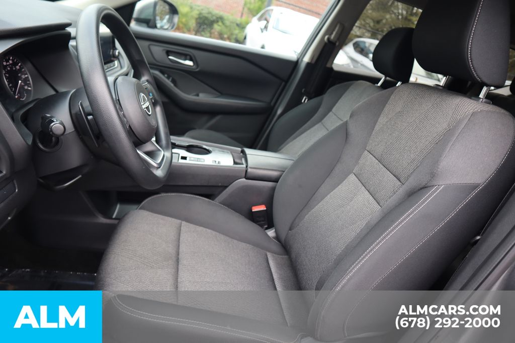 Used 2025 Gray Nissan SV image 16