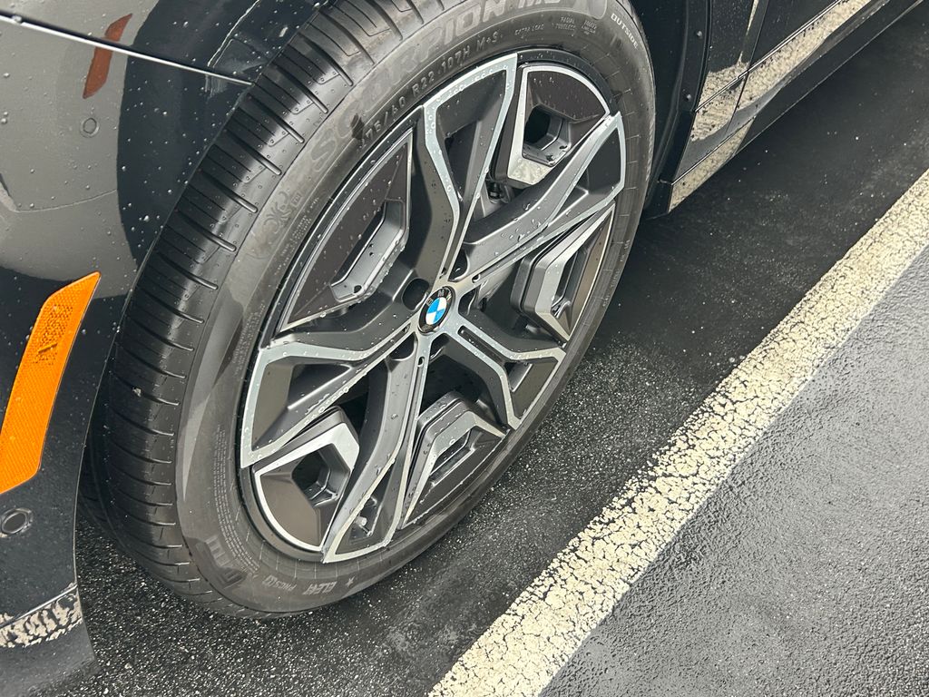 Thumbnail: 2026 BMW iX - 3