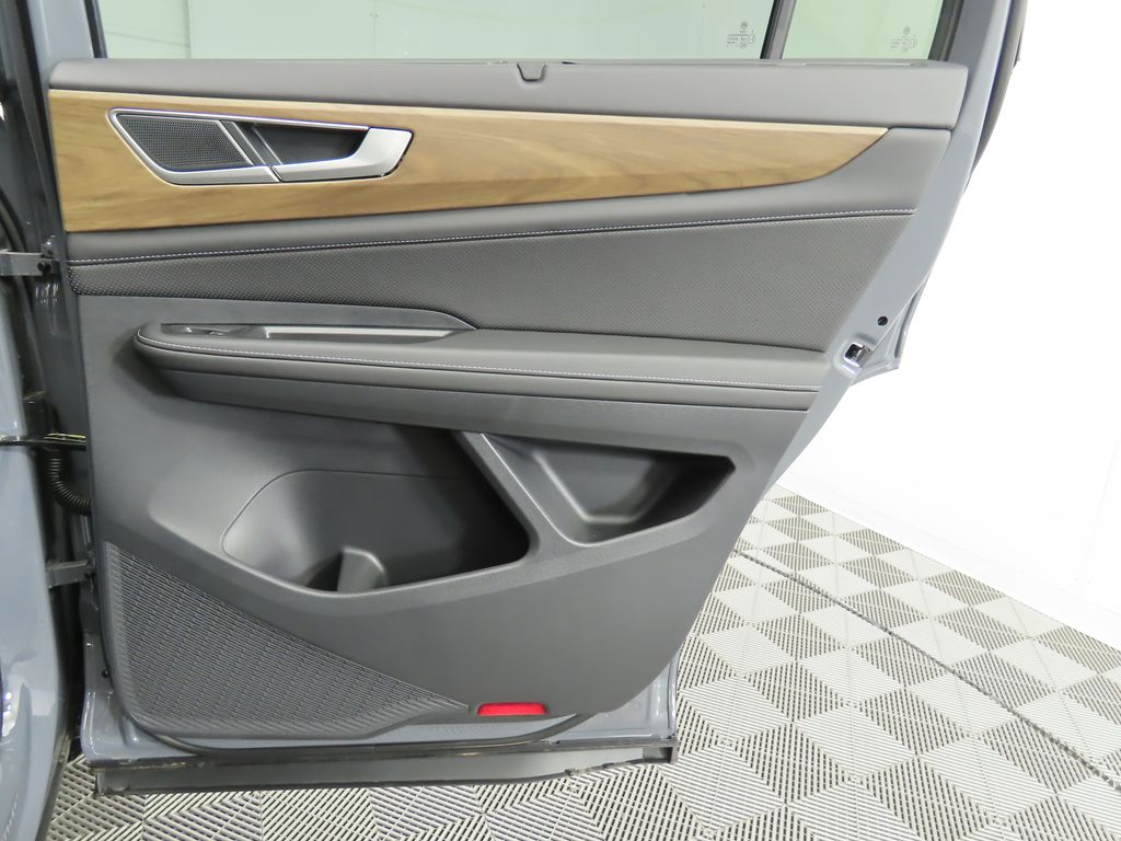 Thumbnail: 2026 Volkswagen Atlas - 27