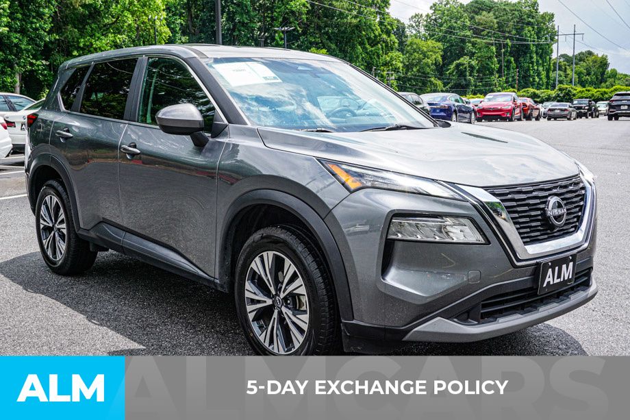 2023 Nissan Rogue SV photo 3