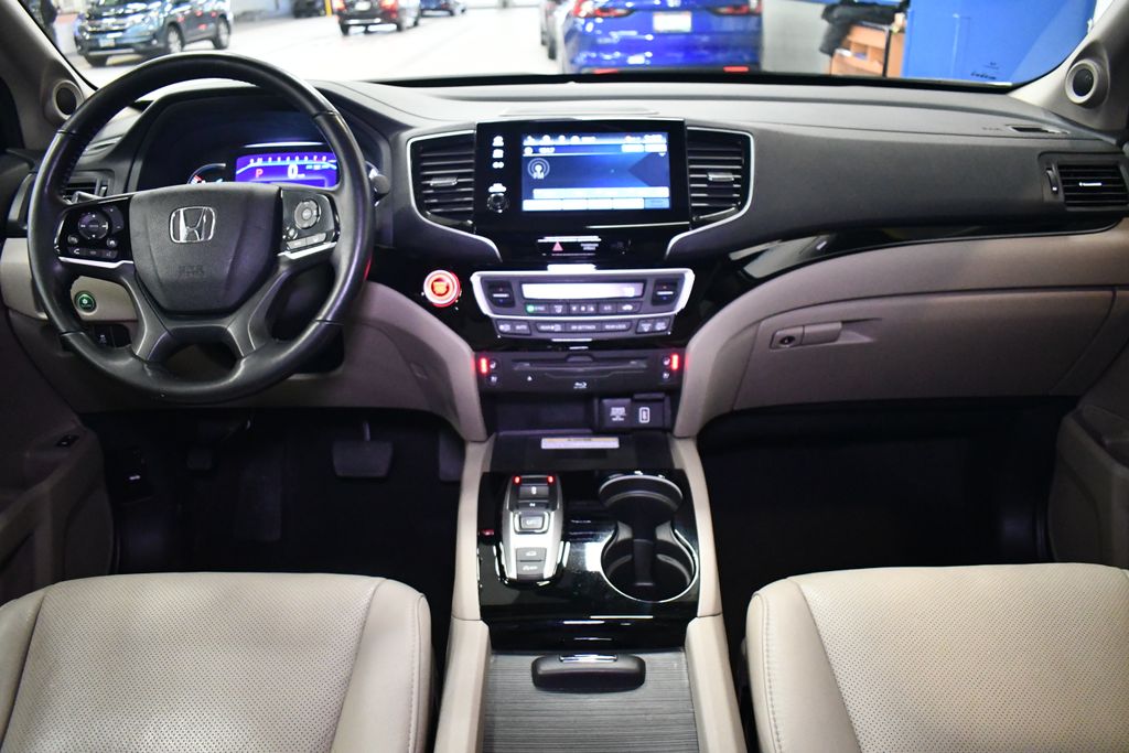 Thumbnail: 2019 Honda Pilot - 18