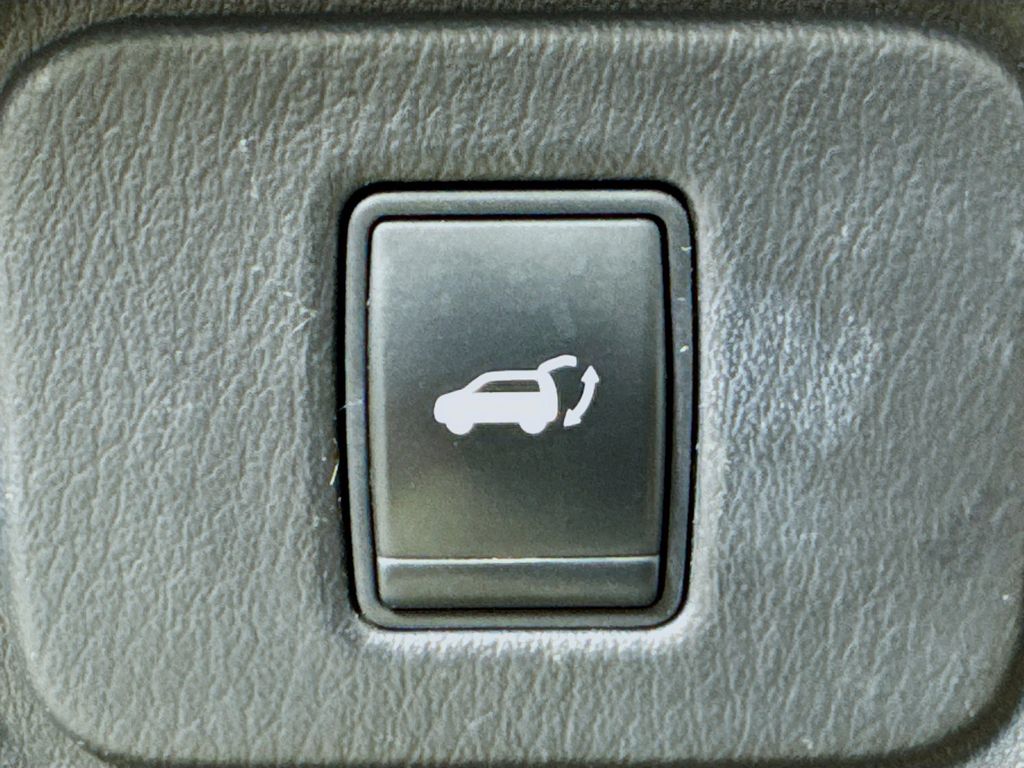 Used Car 2013 Nissan Pathfinder  Sl For Sale Under $10,000 In Austin, Texas