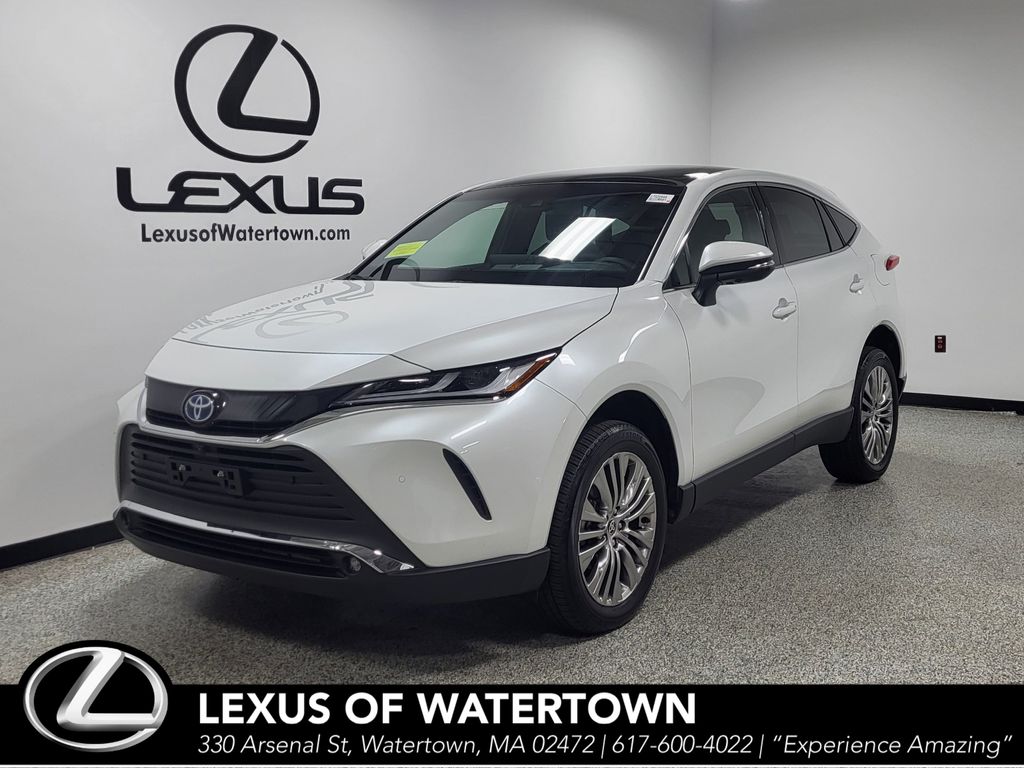 White (Wind Chill Pearl) 2023 Toyota Venza SUV / Crossover All-Wheel Drive Continuously Variable Transmission