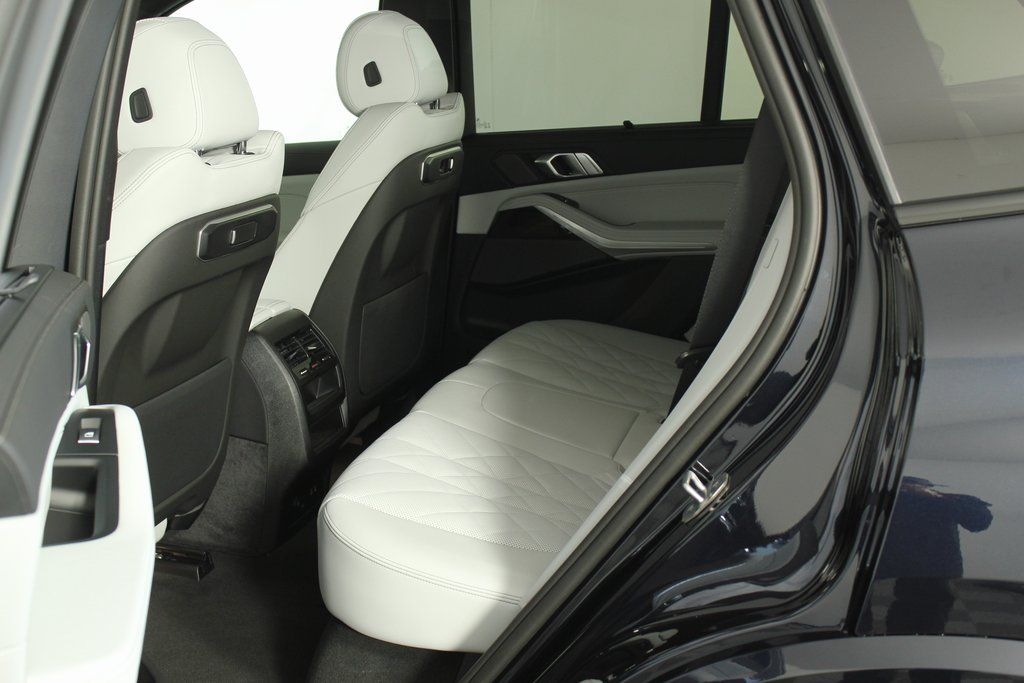 Thumbnail: 2026 BMW X5 - 6