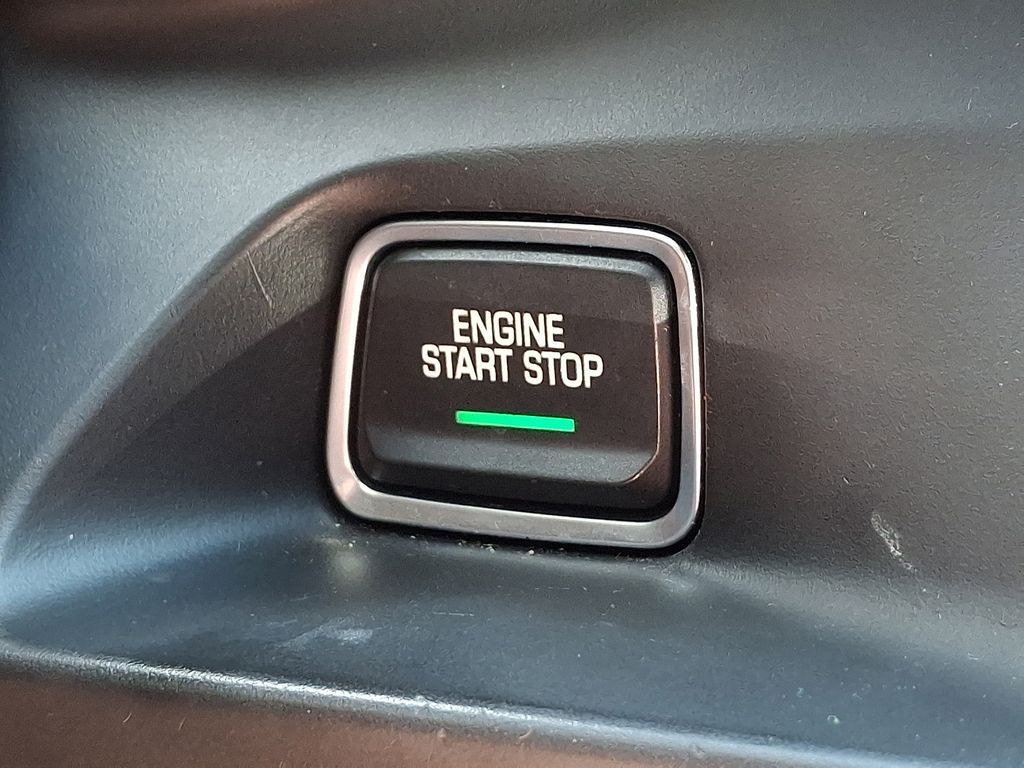 2018 Chevrolet Camaro 1LT White at South Hills CDJR