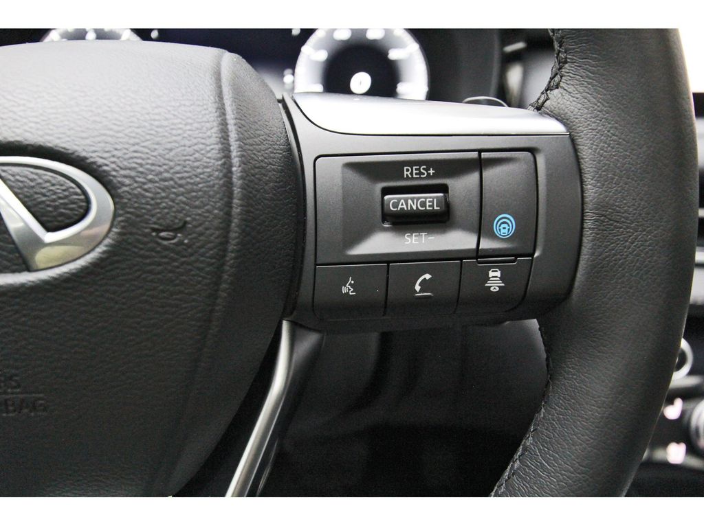 2024 INFINITI QX60 LUXE Black at Central Houston Nissan