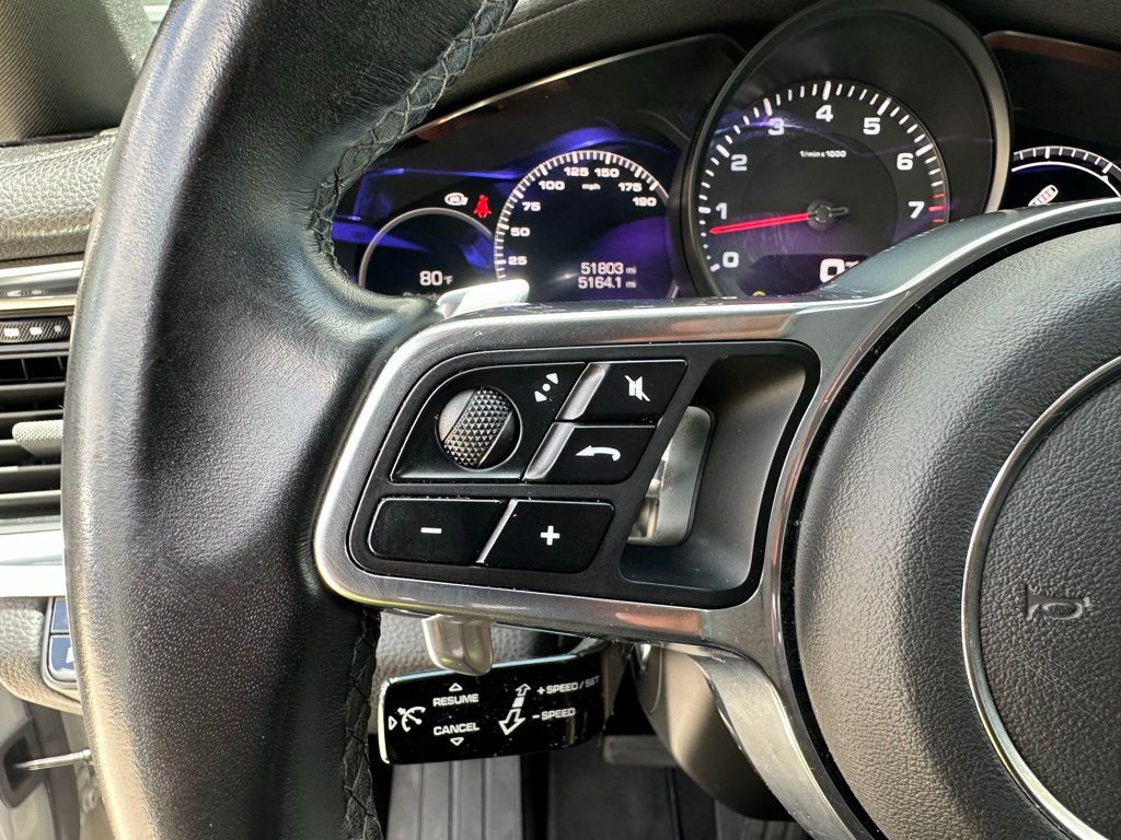 2018 Porsche Panamera  20