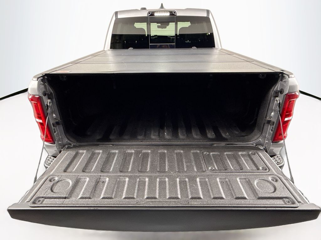 Thumbnail: 2025 RAM 1500 - 29