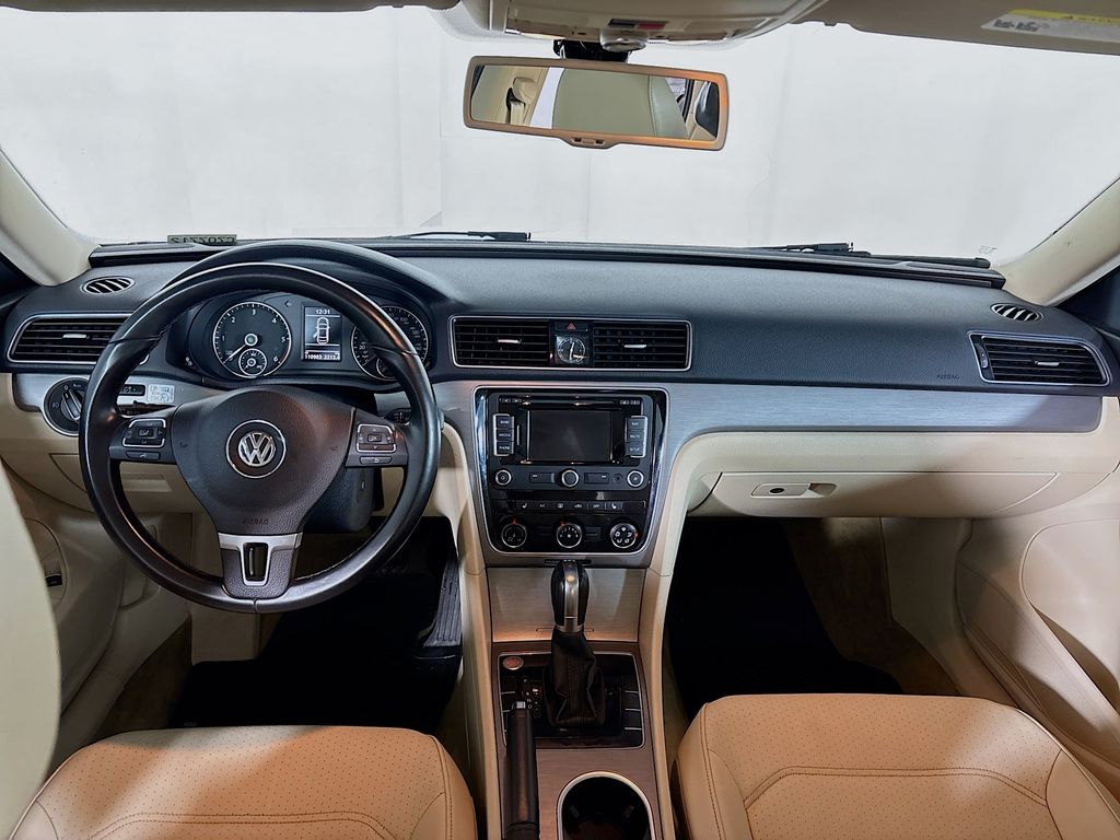 2014 Volkswagen Passat TDI SE