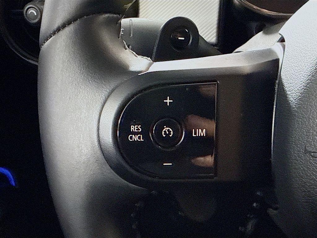 Thumbnail: 2023 MINI Cooper - 11