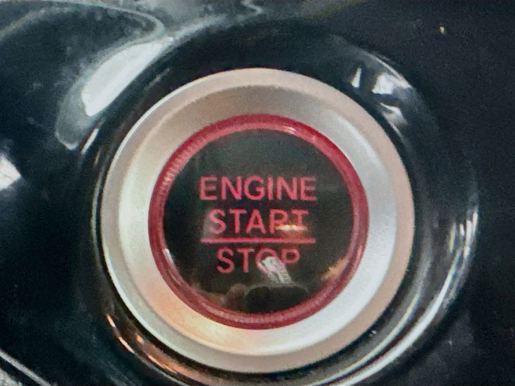 Used Car 2022 Honda Pilot  Touring For Sale Under $30,000 In Austin, Texas